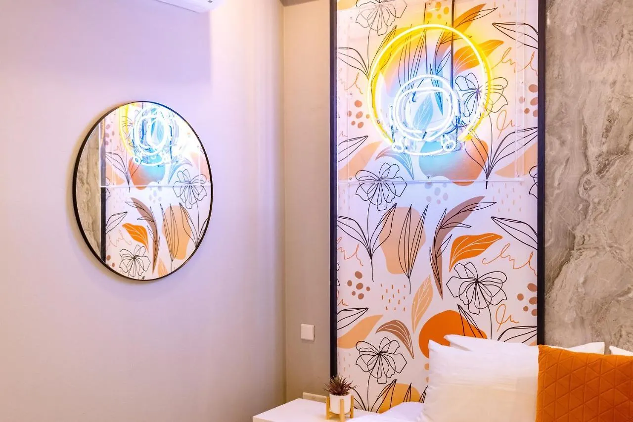 Scott Signature Suites By Alv George Town 0*,